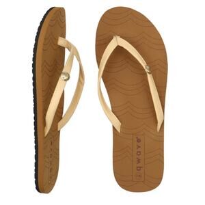 Women's Size 6.5 Slim Flip Flops Tan Ivory Beach Sandals NWT